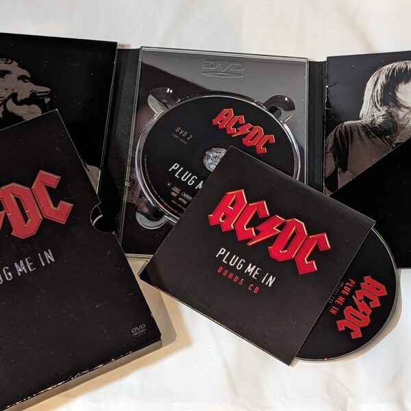 AC/DC Plug Me In DVD Set